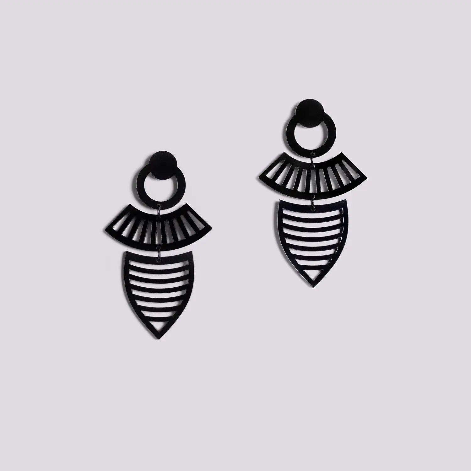 Bee you nero Immaginiera